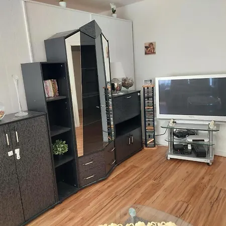 2-zimmerwohnung, 80qm Mit Terrasse Und Grossem Garten Bei Frankfurt Am Main Bad Vilbel