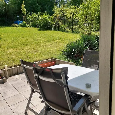2-zimmerwohnung, 80qm Mit Terrasse Und Grossem Garten Bei Frankfurt Am Main Apartment