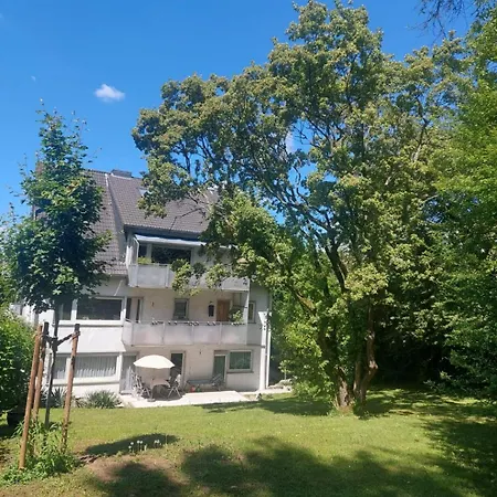 2-zimmerwohnung, 80qm Mit Terrasse Und Grossem Garten Bei Frankfurt Am Main Apartment *